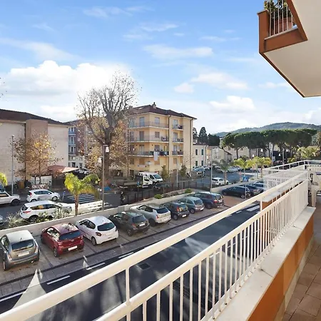 Victoria Lucus Bormani