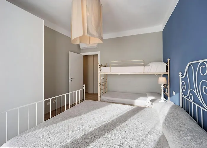 Victoria Lucus Bormani * Diano Marina